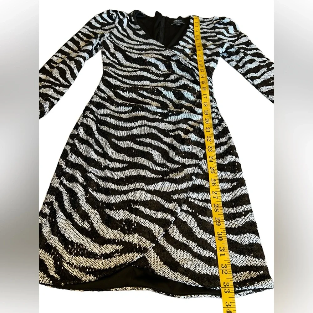 BARDOT Black White Zebra Sequined Ruched Mini Party Dress Size S/ 6 Long Sleeve